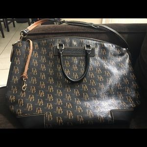 Dooney & Bourke Large Tote Bag - Good Condition